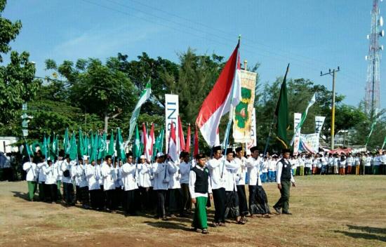 Peringati HSN III, Ribuan Santri di Probolinggo makan nasi Khas Pesantren hingga peroleh Rekor MURI
