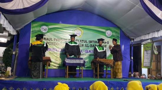 TPQ. Al-Barokah Mewisuda Puluhan Santrinya 