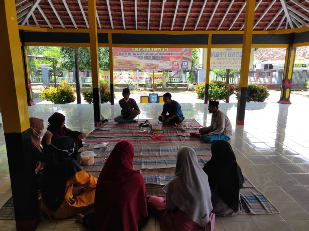 Eratkan Silaturahmi, PAC IPNU IPPNU Dringu Gelar Pertemuan Rutin