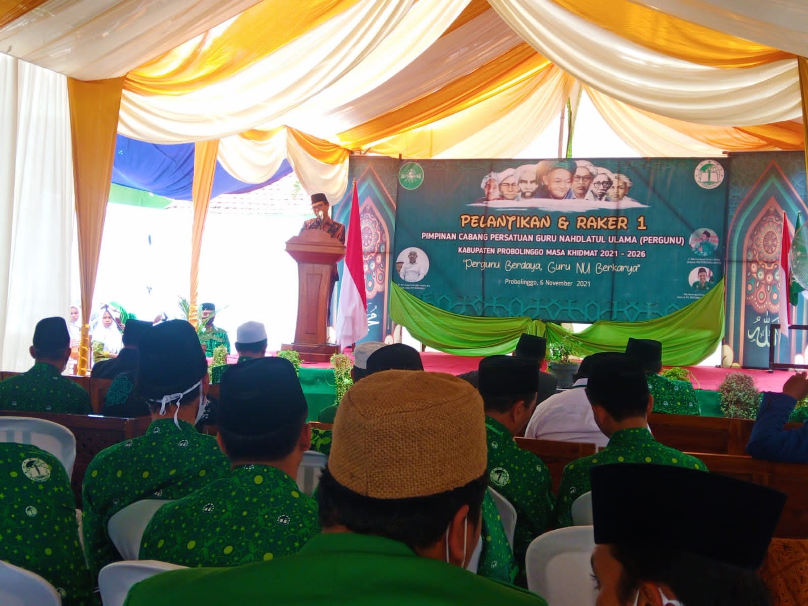 Guru NU Tak Boleh Jauh dari Kiai dan Pesantren